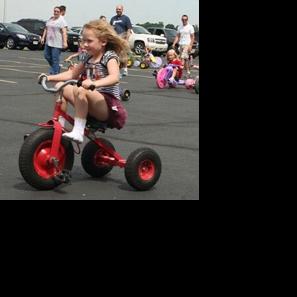 Three-wheeler races held in conjunction with the Chilton Summer ...