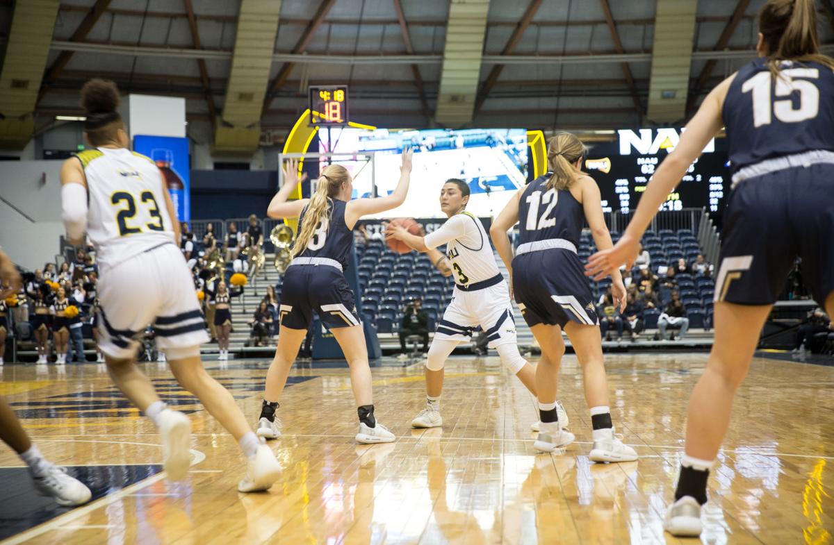 Nau S Jacey Bailey Carries Women S Basketball To Victory Sports