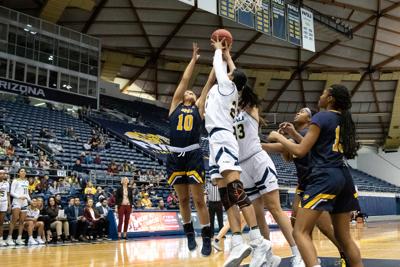 Nau S Defense Shines In 72 45 Win Against Northern Colorado Sports Jackcentral Org