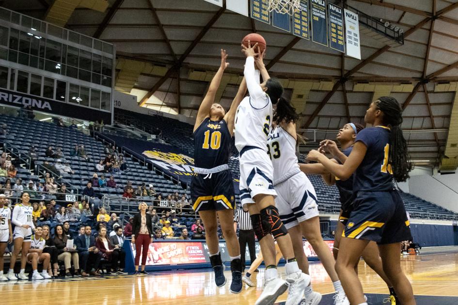 Nau S Defense Shines In 72 45 Win Against Northern Colorado