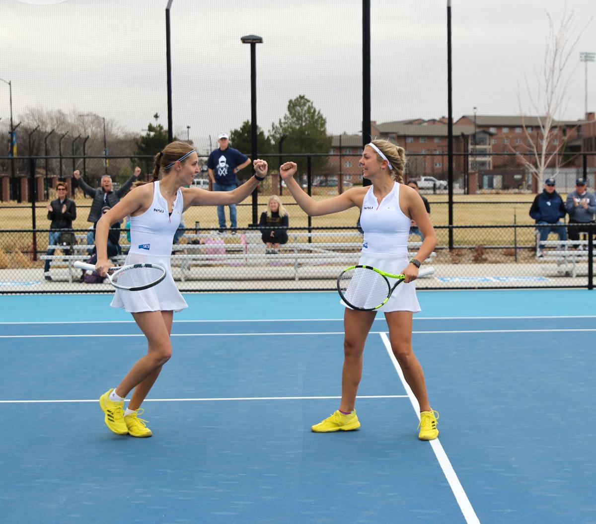 Women's tennis defeat Northern Colorado advancing to a five-game win streak