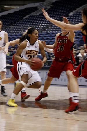 Nau Women S Basketball Returns Home To Win In Overtime Nau