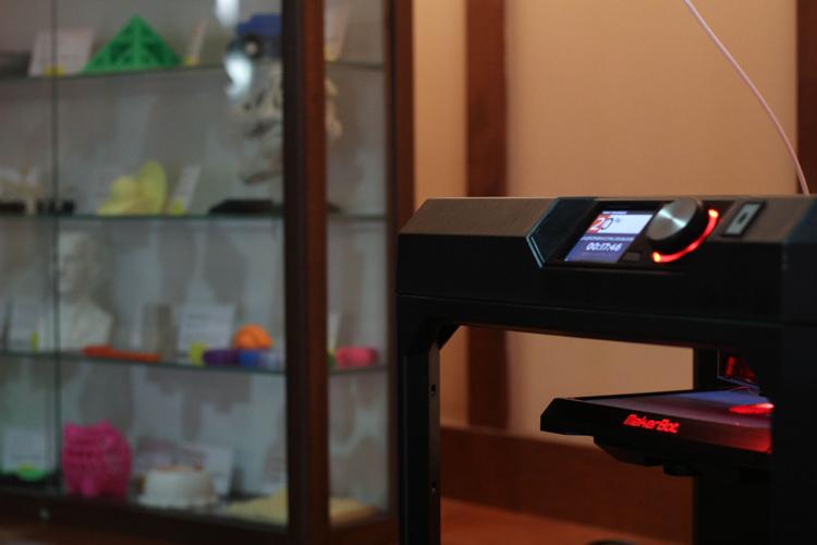 The MakerLab merges art and technology | Culture | jackcentral.org