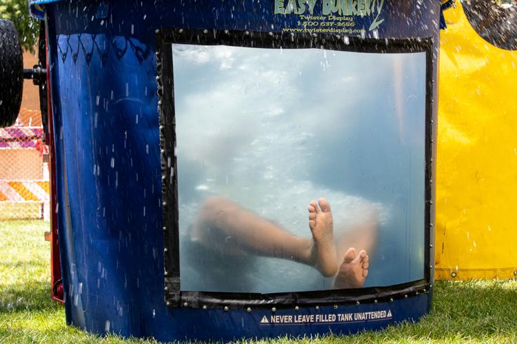 President's Back Jacks BBQ Features