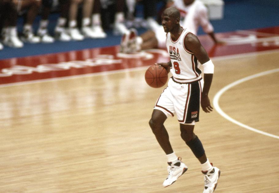 Michael Jordan S Dream Team Jersey Sells For 216k Sports