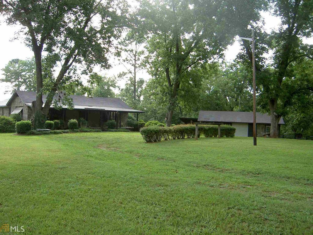 ON THE MARKET Home in pecan orchard Photo Galleries