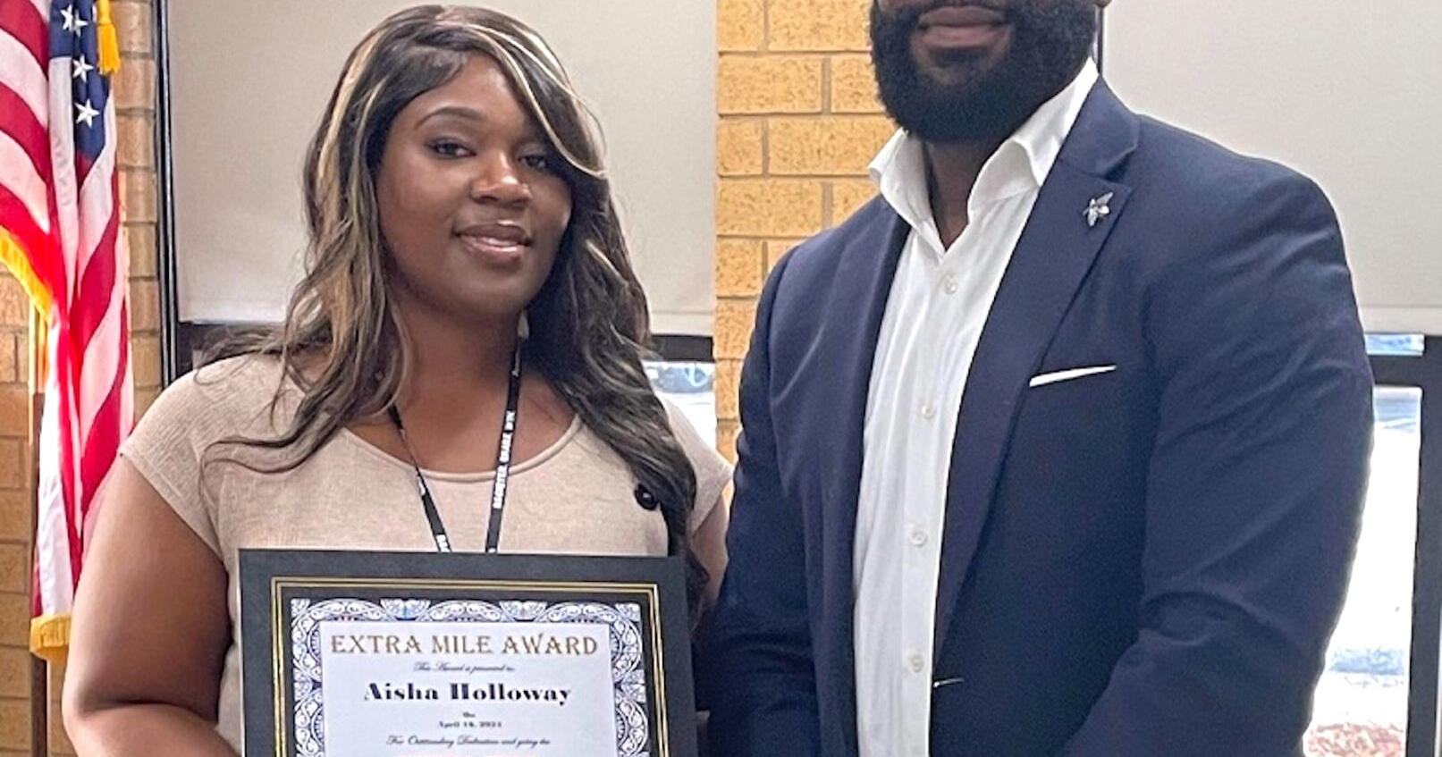 Holloway is April Extra Mile Award winner - Vimarsana News