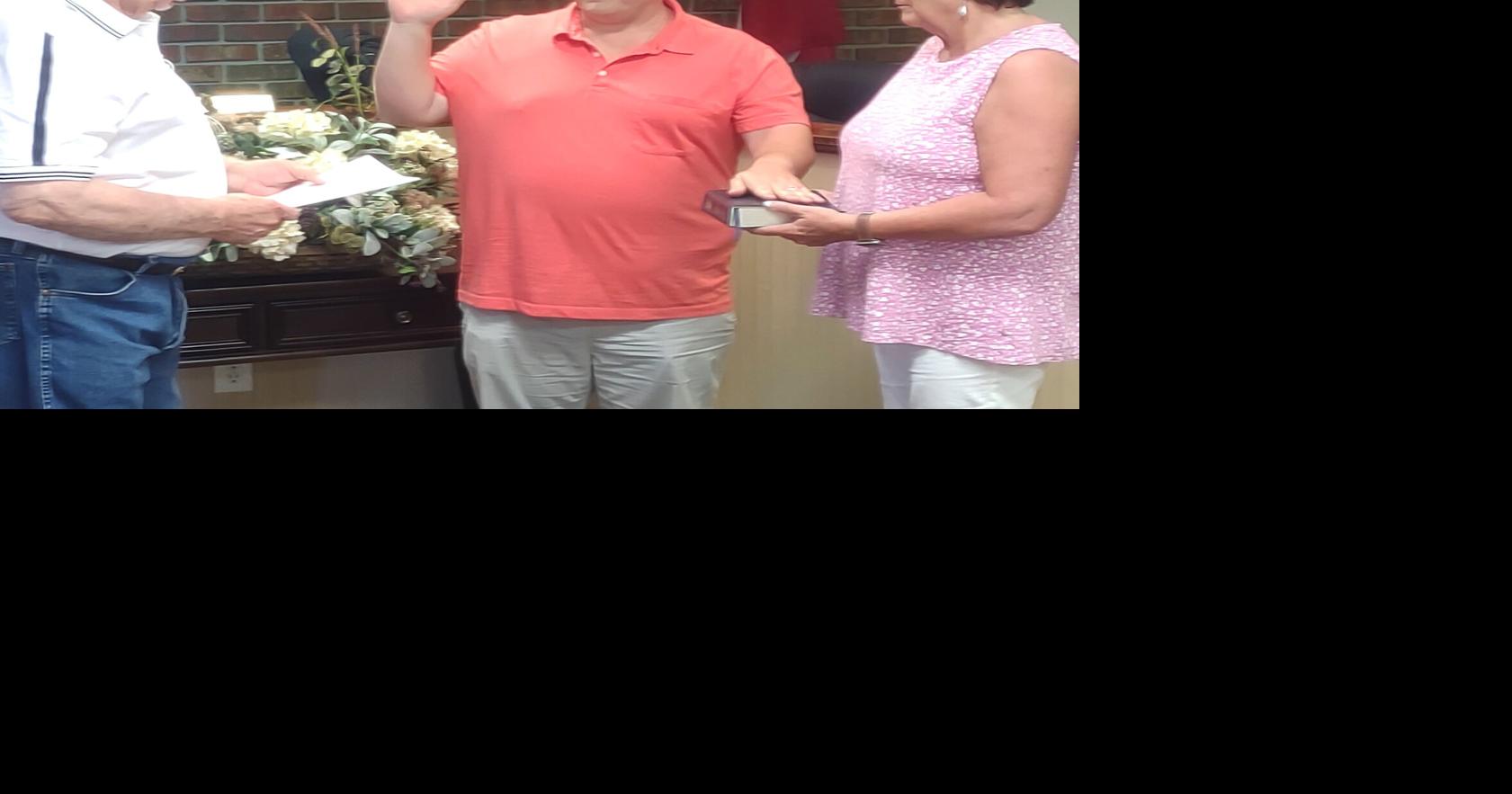 Brent Eberspacher sworn into office as Jenkinsburg City Council member News jacksonprogress