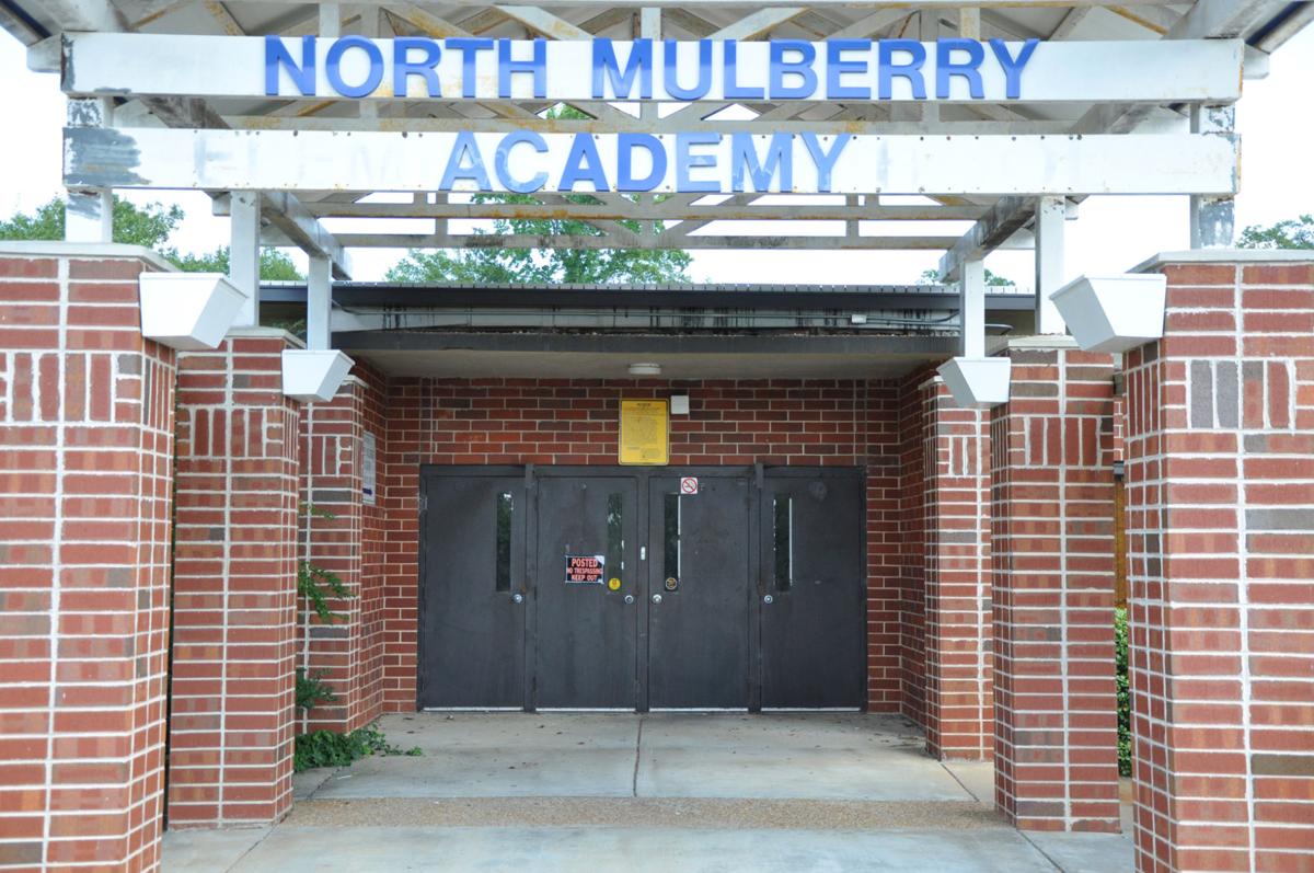 Henderson High and Elementary School Alumni discussing future of