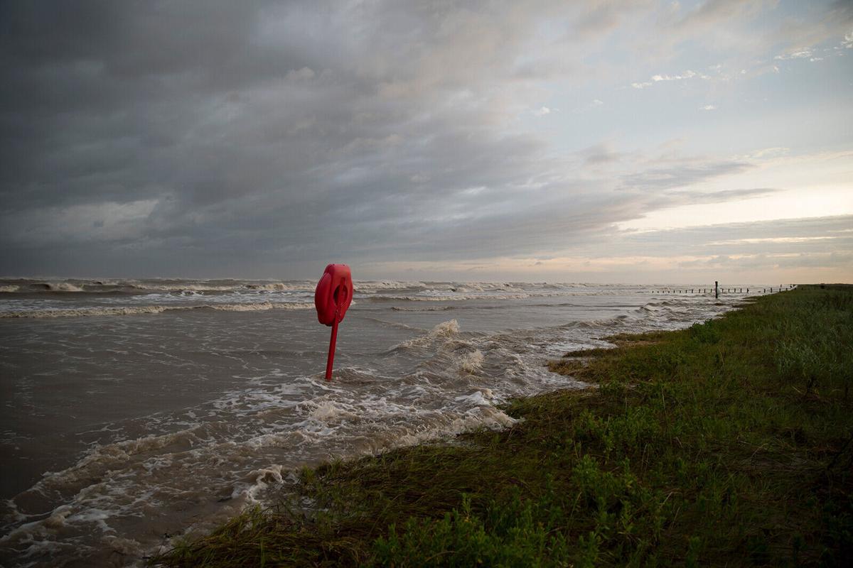 Hurricane Laura Batters The Louisiana Coastline With An Intensity The Region Has Not Seen In Over A Century News Jacksonprogress Argus Com