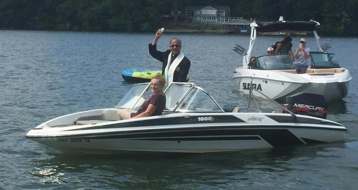 Boats on Jackson Lake receive blessing Features