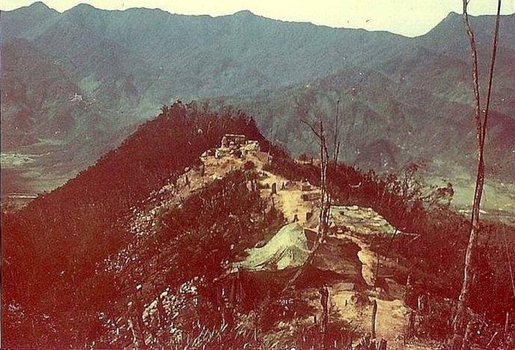 Dong Re Lao Mountain - Wikipedia