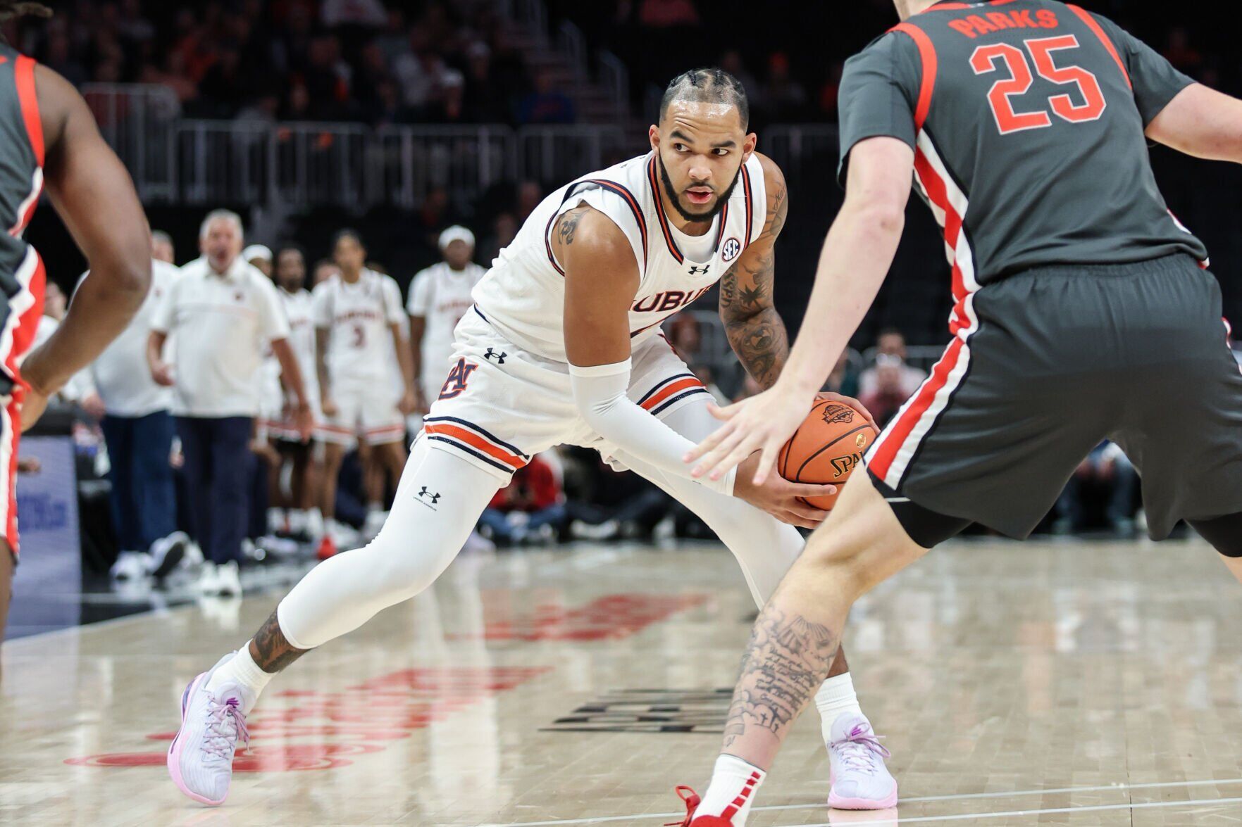 Huge Day For Johni Broome As No. 2 Auburn Dominates Ohio State ...