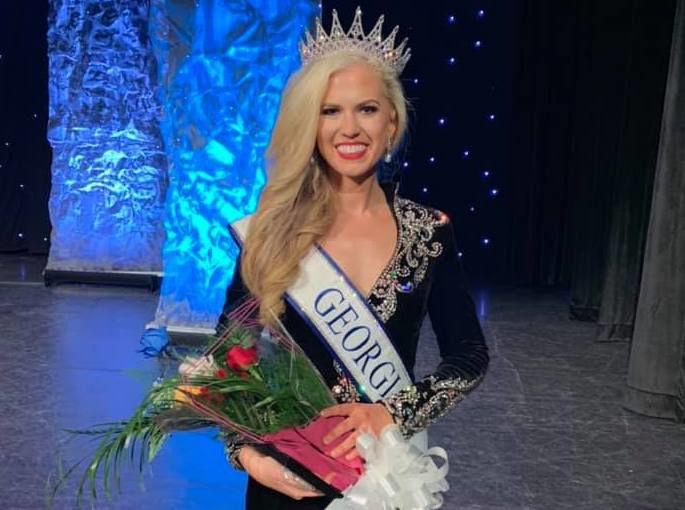 Bryan crowned Mrs. United States 2019 Features