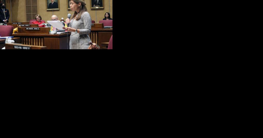 Senate votes to censure Wendy Rogers for threatening her colleagues - Vimarsana News