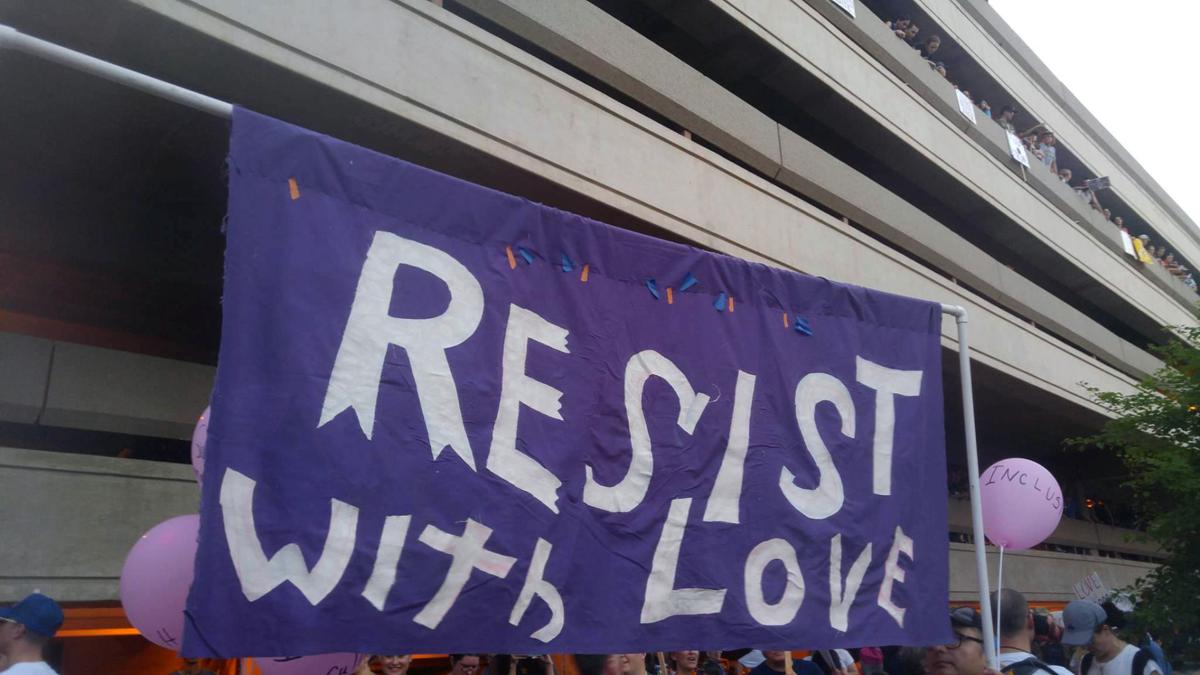 Valley Jews Rally Against Hate Community Jewishaz Com