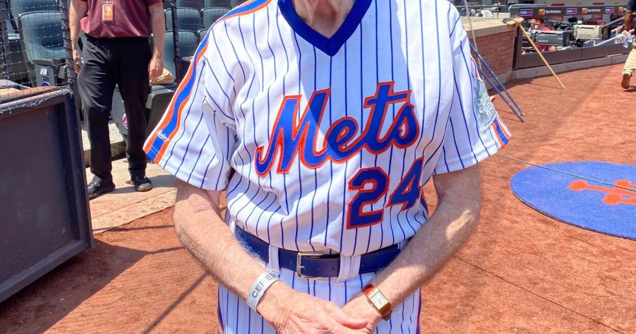 This Holocaust survivor and longtime Mets fan threw out the first pitch at Thursday's game | Families & Lifestyles - Vimarsana News