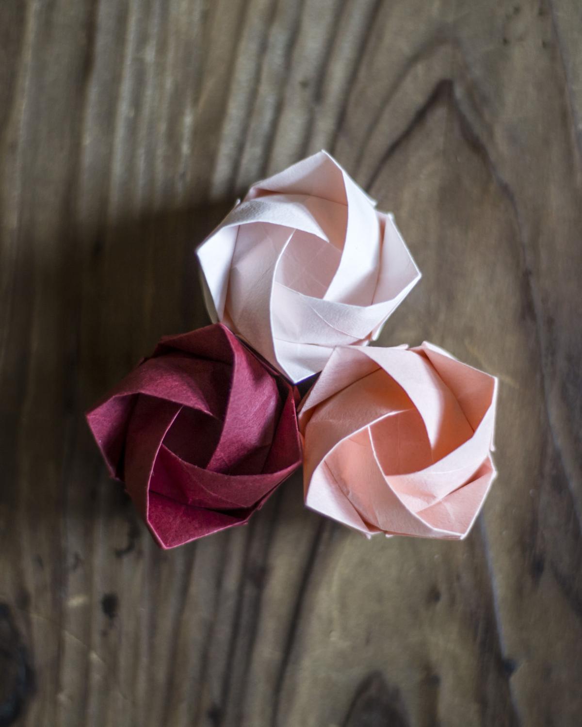 Origami Inmate Makes Art With Goal Of Spreading Hope Cops Courts - origami inmate makes art with goal of spreading !   hope cops courts jhnewsandguide com