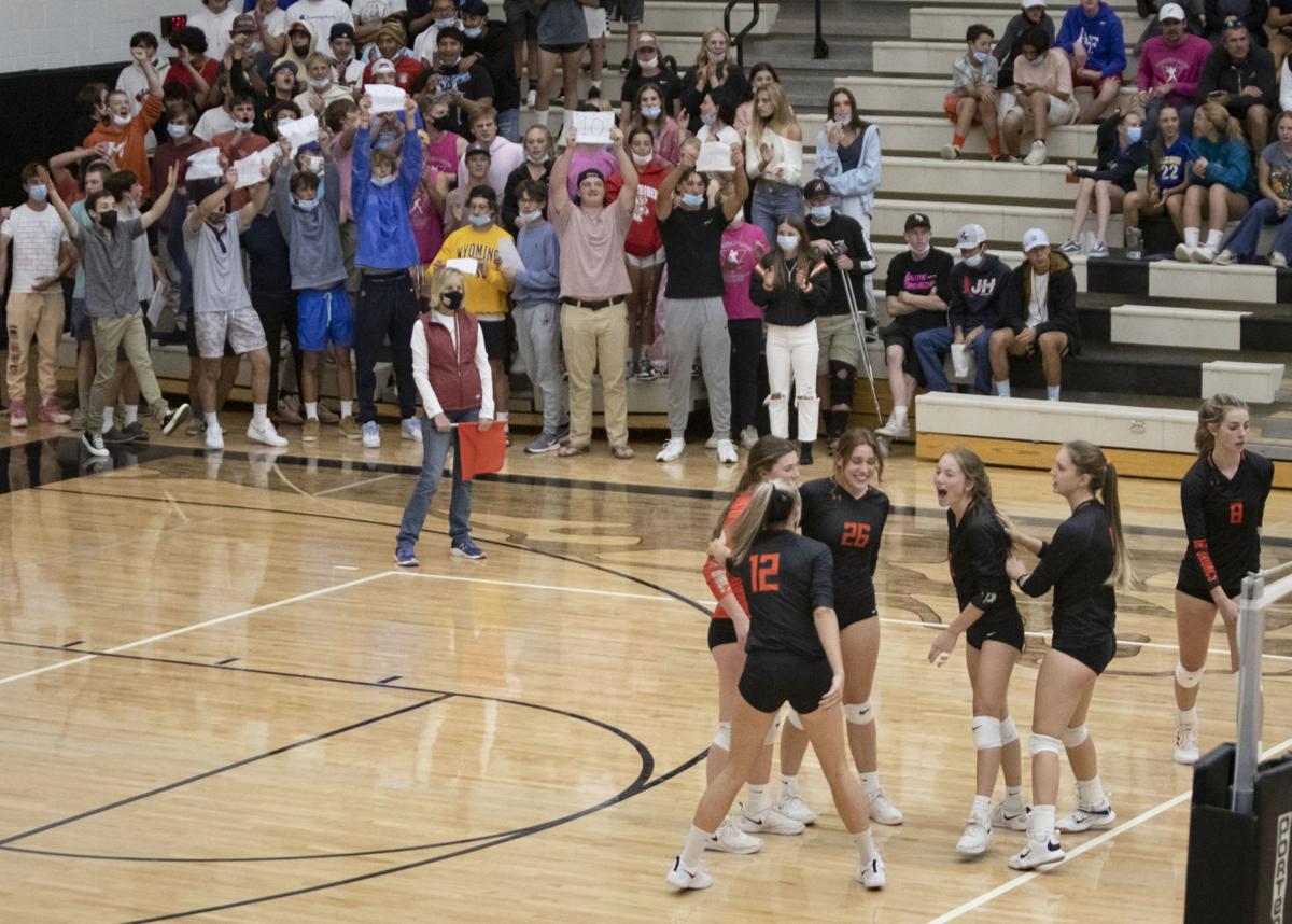 Broncs vs. Pinedale volleyball
