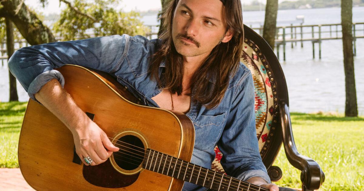 Betts pairs stories, music