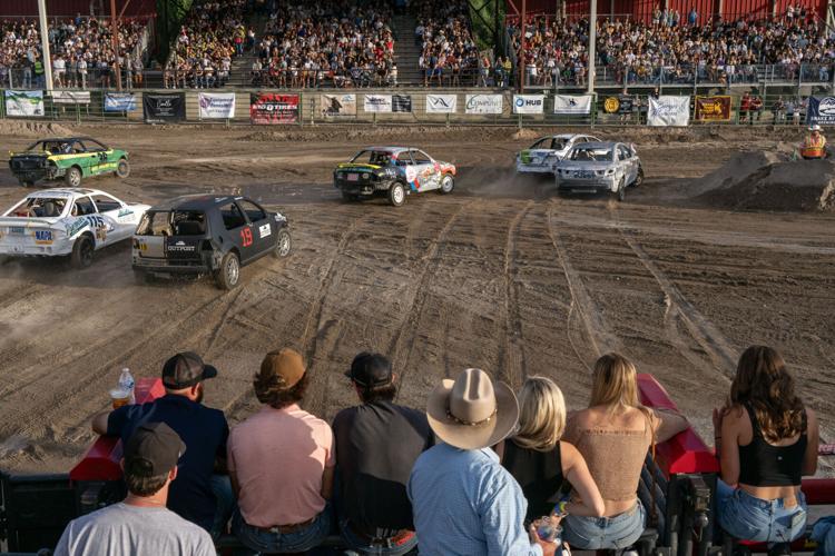 Figure 8 Racing Fair GALLERY: The 2025 Figure 8 Races | Multimedia | jhnewsandguide.com