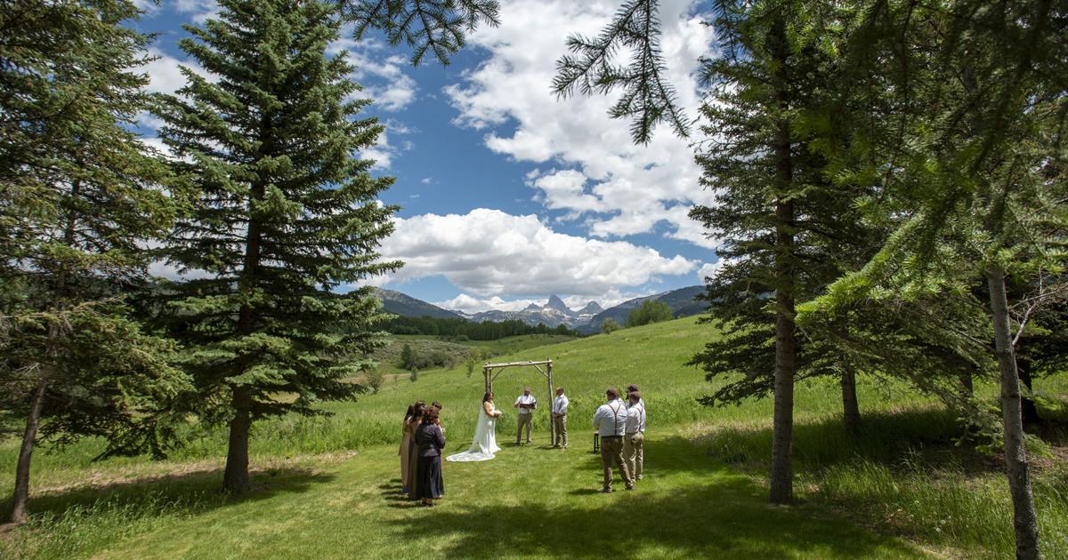 Key to open space? Visual blight? Wilsons, neighbors diverge on Alta ...