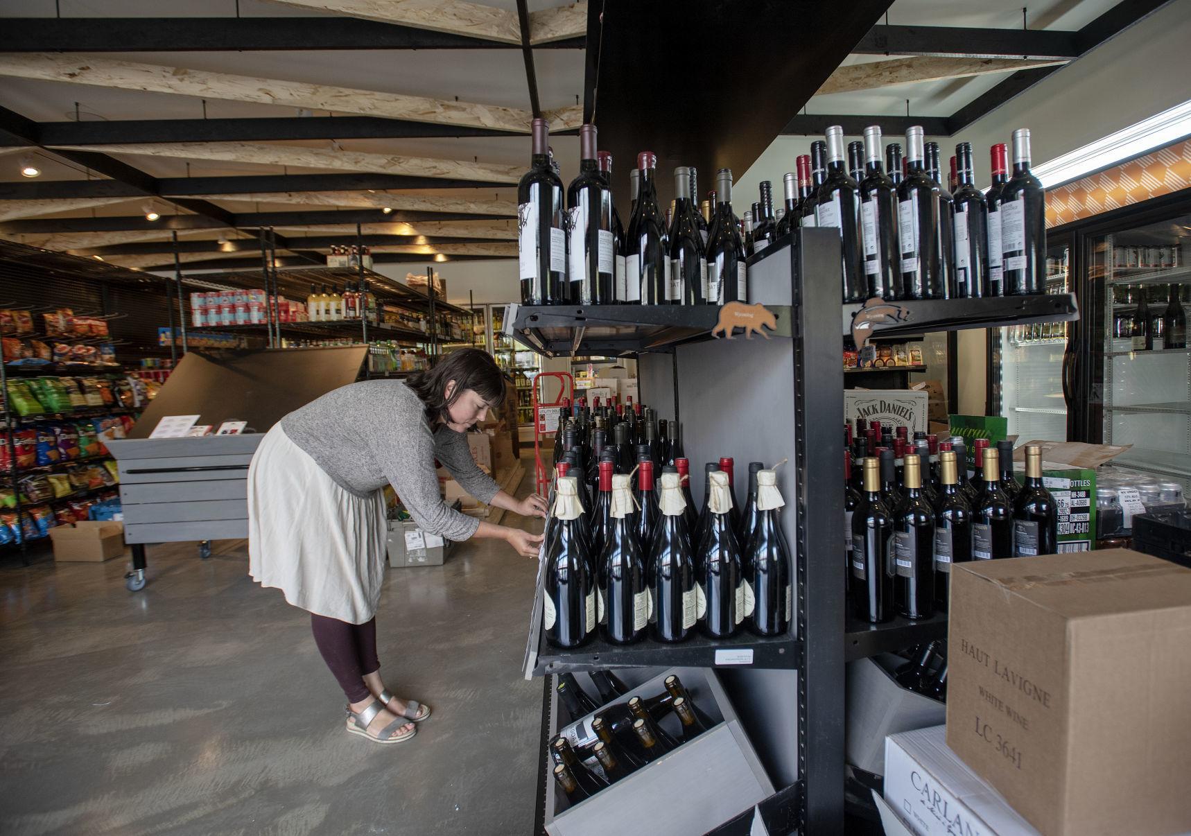 Gas station pumps up with food, wine Business