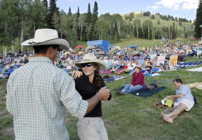 Bluegrass Fest Includes Trap Bar Late Nights Music Jhnewsandguide Com Grand Targhee Bluegrass Festival 2022