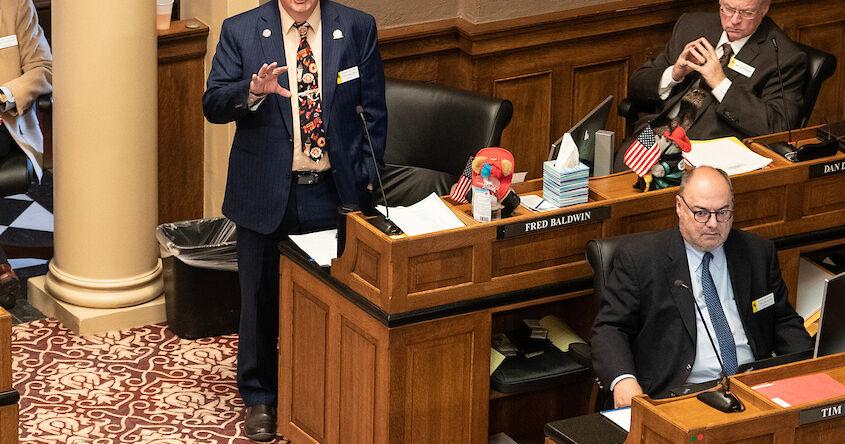 Wyoming lawmakers are tackling stem cells, abortion, hospitals. Only 4 legislators are medical pros