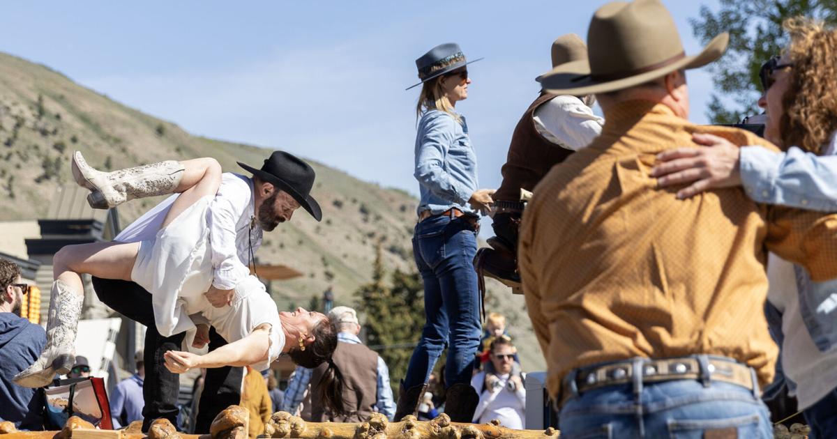 Parade celebrates Best of the West