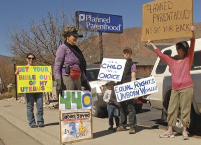 Family Planning Clinics Continue Despite Talk Of Cuts Planned Parenthood Closure State And Regional Jhnewsandguide Com