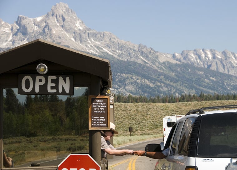 national-parks-weigh-entrance-fee-increase-environmental