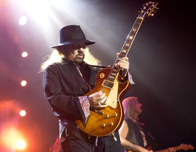 Lynyrd Skynyrd Guitarist Gary Rossington Dies