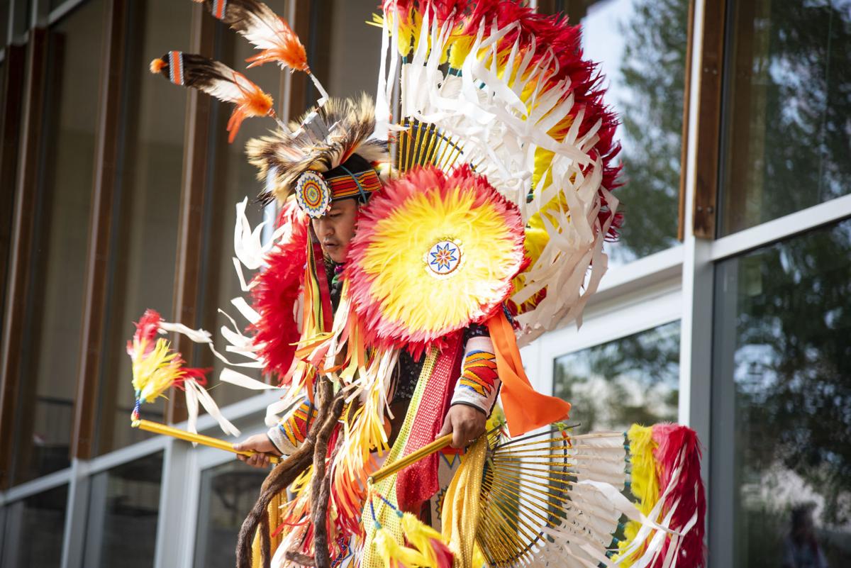 Nukah’whups dancers