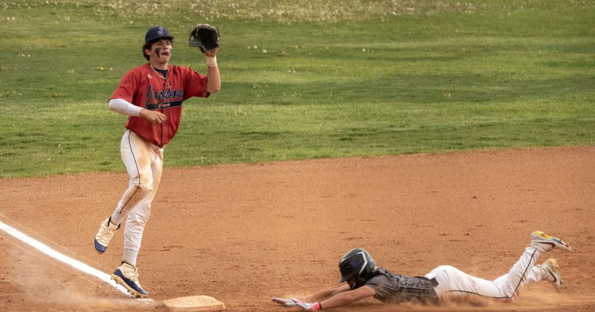 Jackson Giants blank Lander in crucial conference series