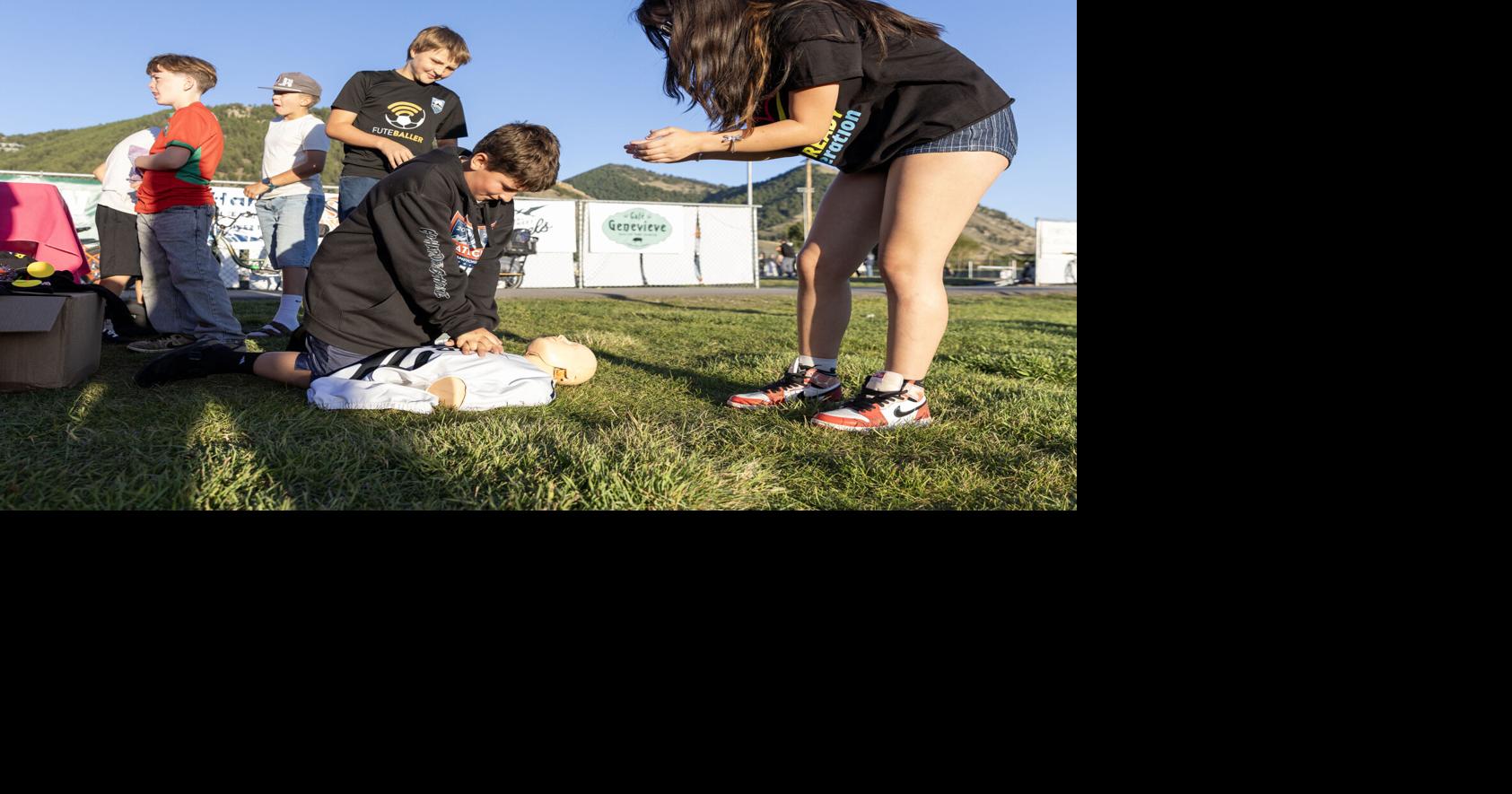 In droves, JHHS students become a part of the ‘CPR Ready Generation’