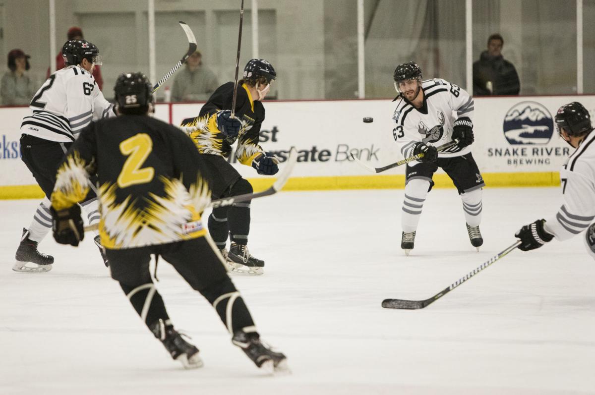 Moose vs. Boulder hockey
