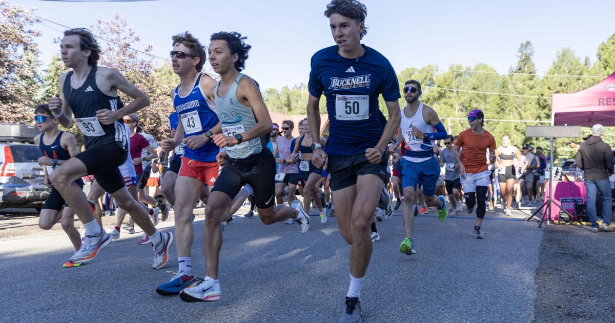 Runners celebrate 250 beneath Tetons