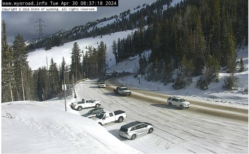 Traffic at standstill on Teton Pass | This Just In | jhnewsandguide.com