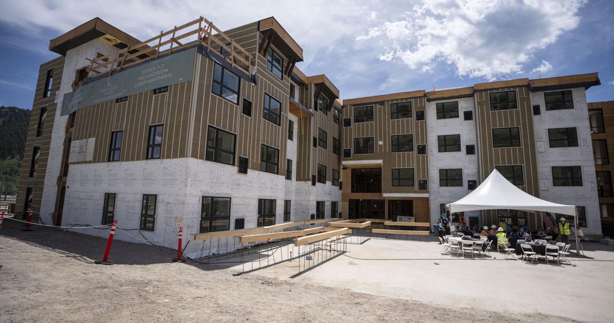 Luxury Jackson Hole apartment complex doesn't fill units in time | Town ...