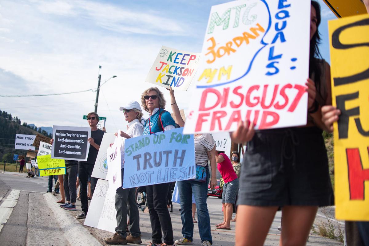 Protestors Object To Fundraiser Featuring Trump Allies Jim Jordan Marjorie Taylor Green Mark Meadows Town County Jhnewsandguide Com