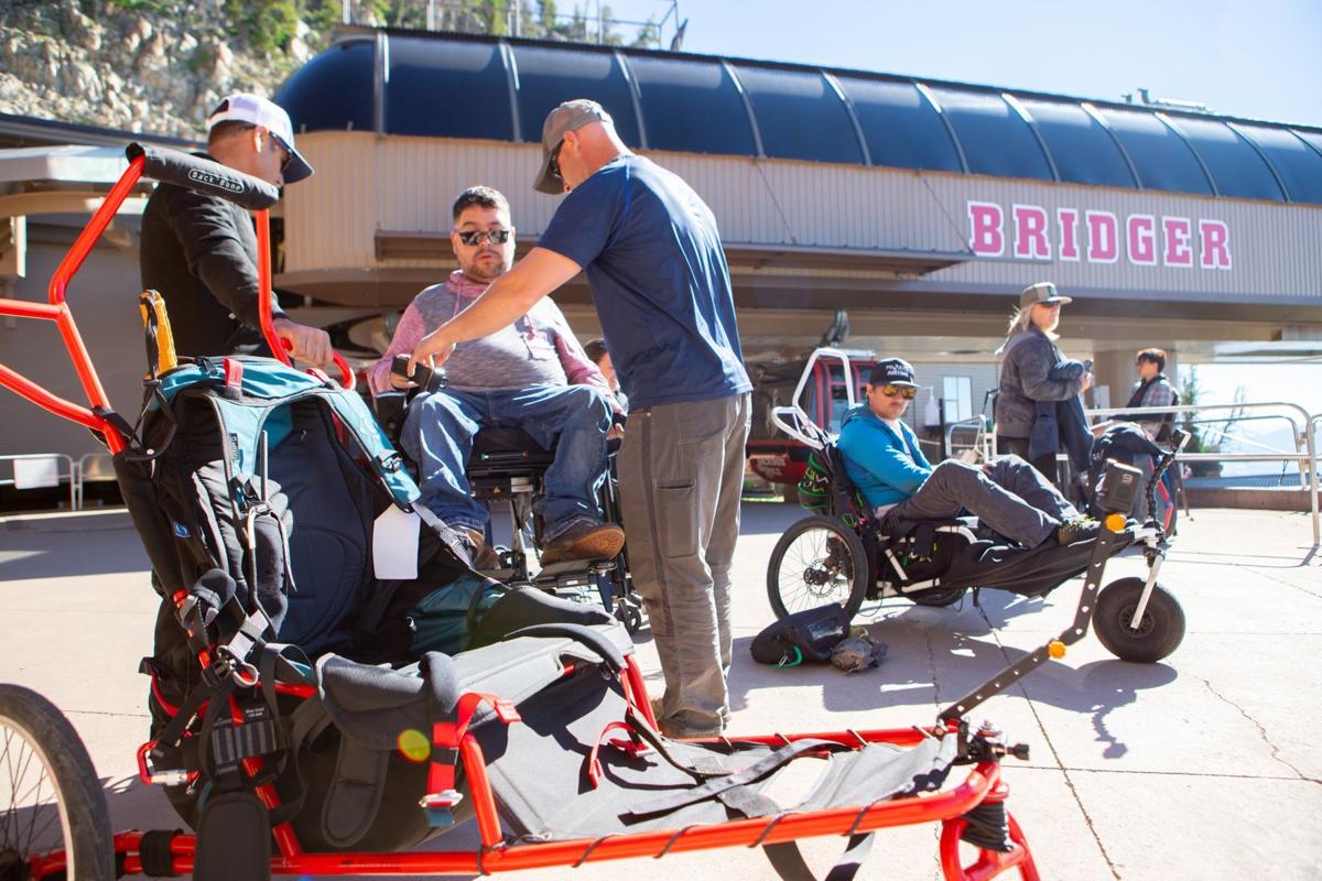 Adaptive paragliding