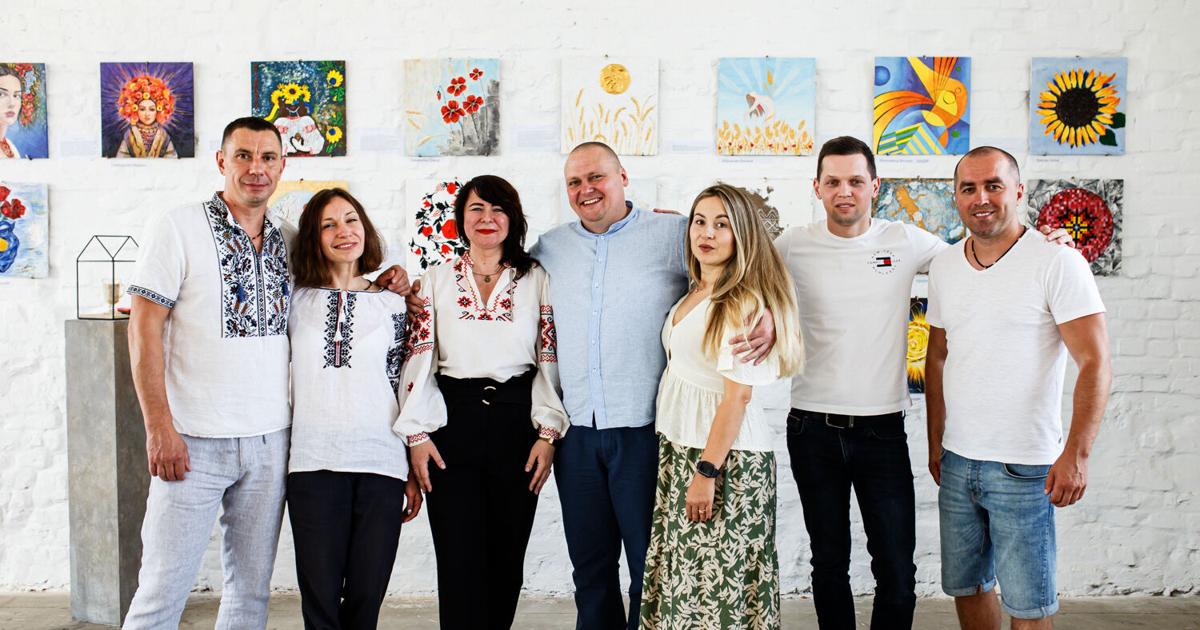 Мистецький аукціон допоможе відновити зруйновані будинки в Україні |  Мистецтво та розваги