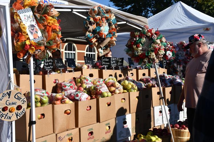 Unicoi County Apple Festival Features