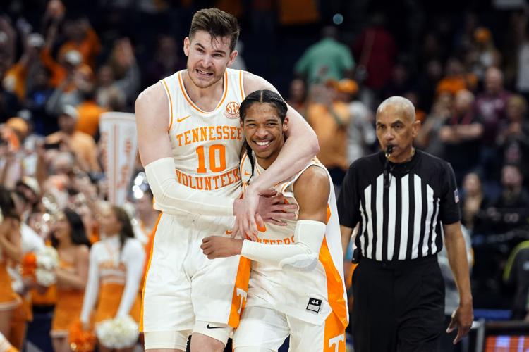 Tennessee basketball fans react to win vs. Longwood in NCAA Tournament