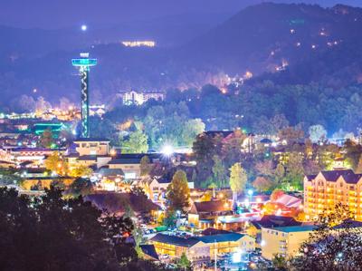 Space Needle Jumper Identified As Pigeon Forge Man Johnsoncitypress Com