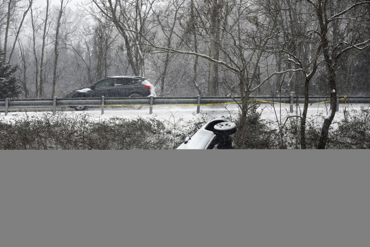 The Latest Man Dies Shoveling Snow 10 Total Dead In Storm News