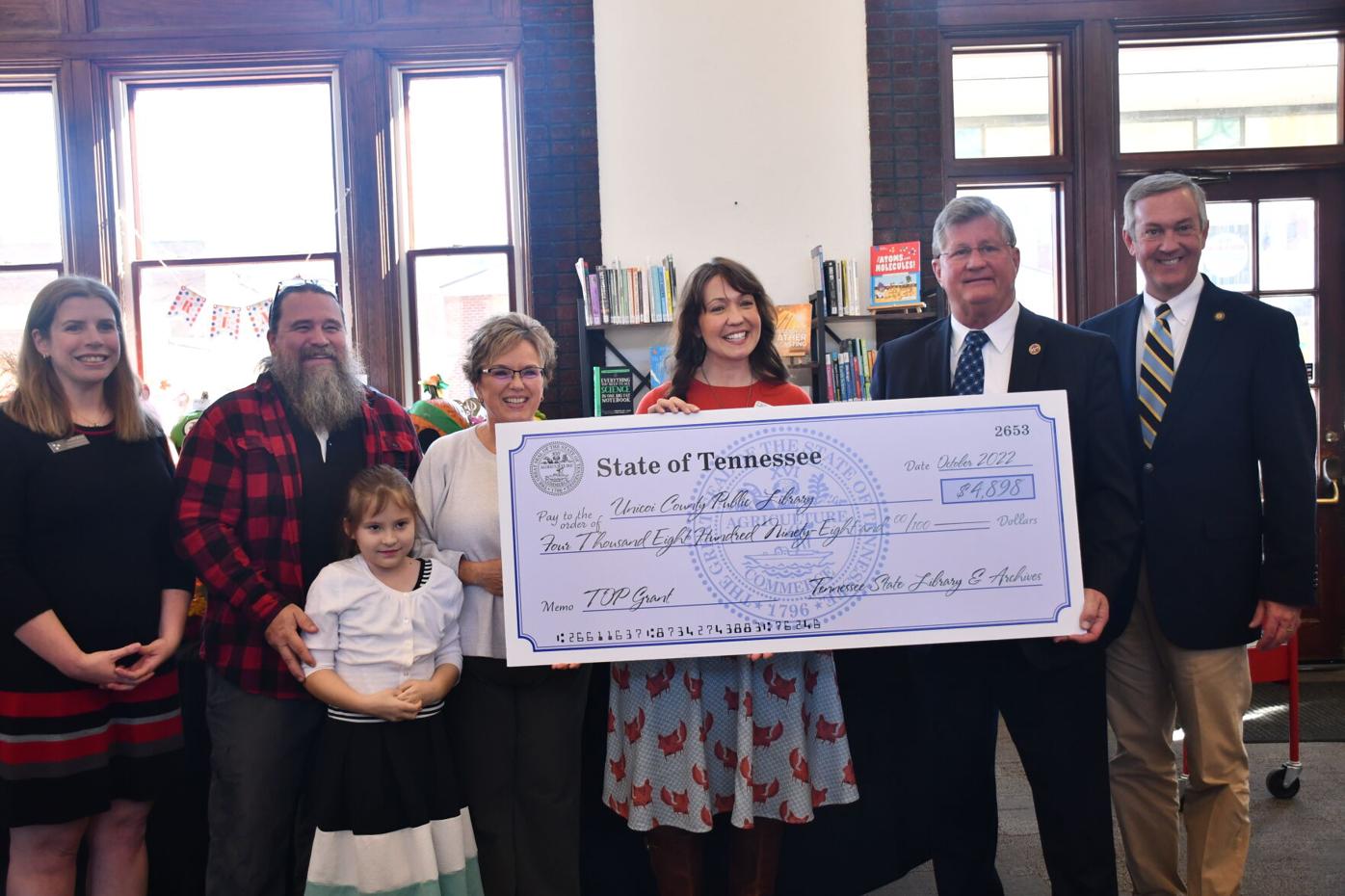 Unicoi County Public Library Presented With Tops Grant By Hargett,  Sutherland | Local News | Johnsoncitypress.com