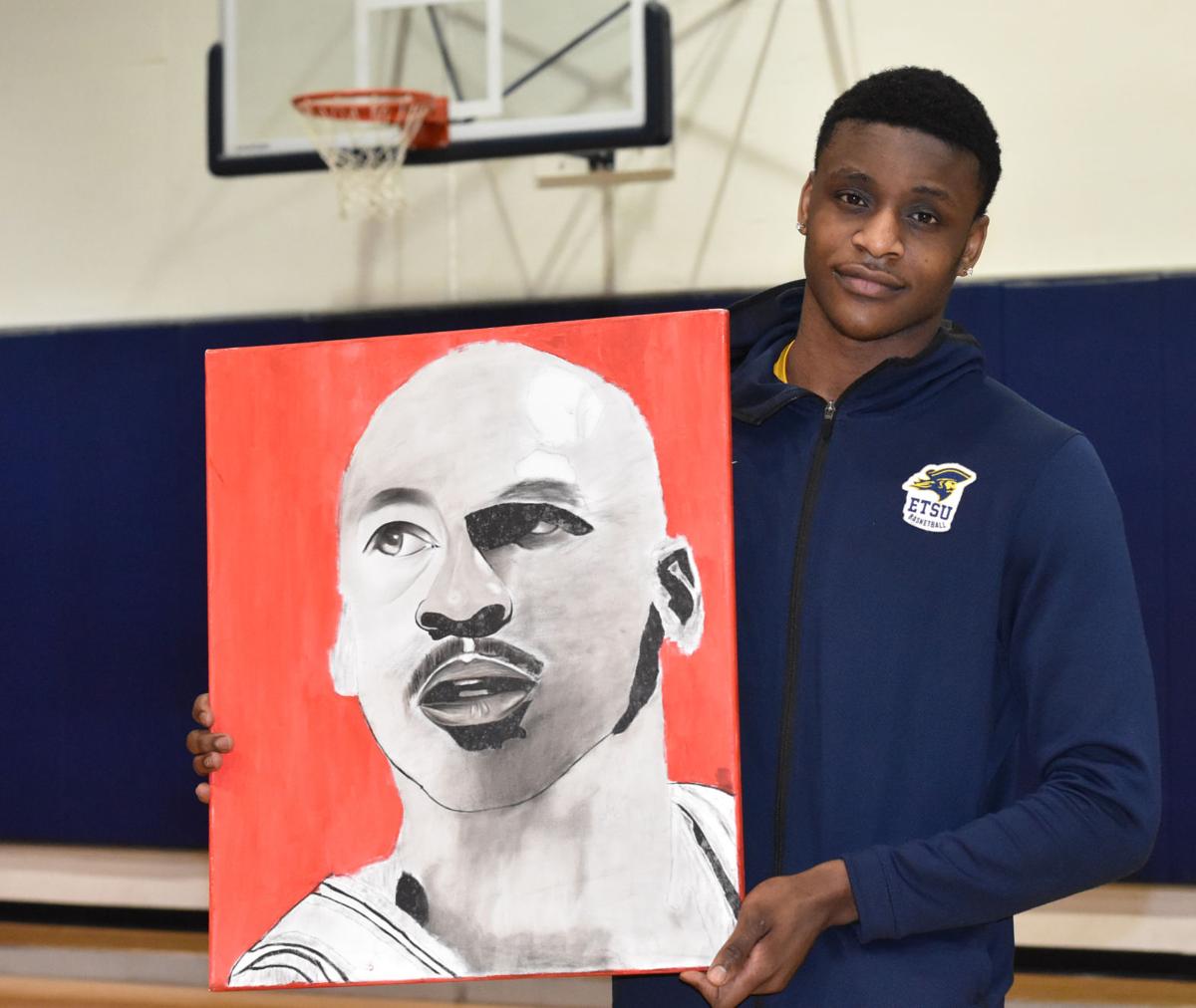 Bucs Hodges An Artist Off The Court As Well As On Sports