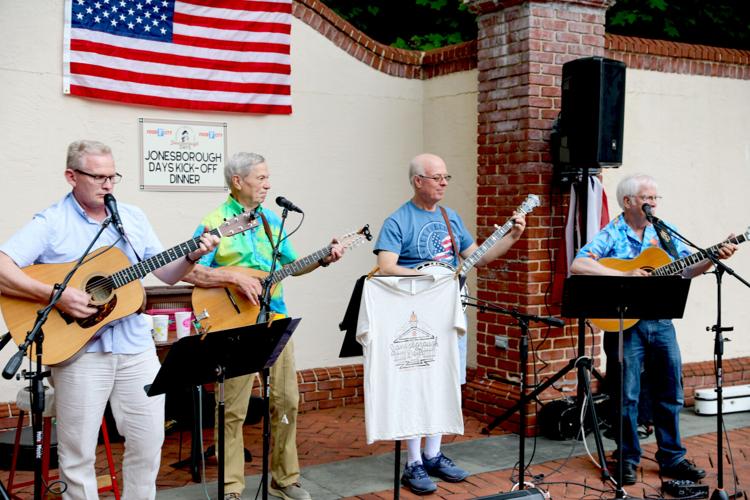 StoryTown Radio Show hosts ‘Salute to Veterans’ production